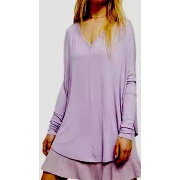 Free People Tops - Free People Women's Moonshine Tunic Top‎ in Magical Lilac Size Small